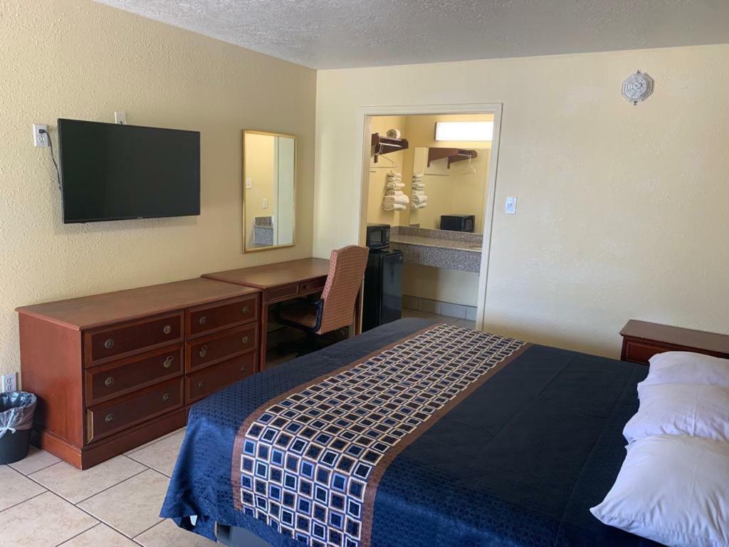 Texas Inn ボーモント エクステリア 写真